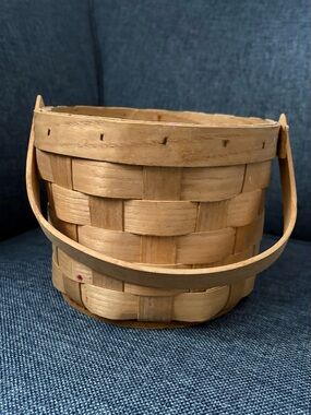 Vintage Harris Basket Small Berry Basket